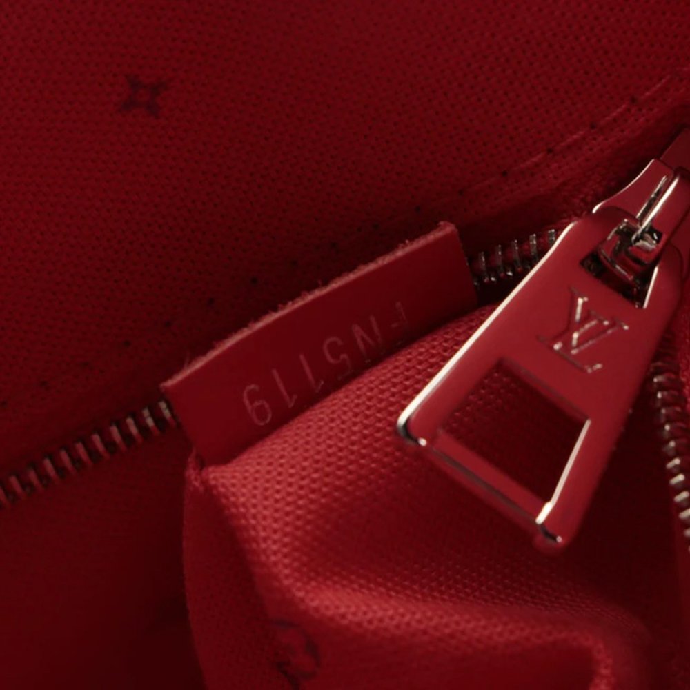 Louis Vuitton OnTheGo Tote Limited Edition Escale Monogram Giant GM Bag - Picture 7 of 9